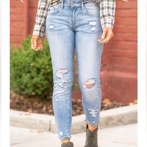 KanCan Whittier Mid Rise Ankle Skinny